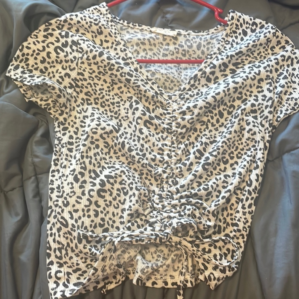 chetah print cinch top.